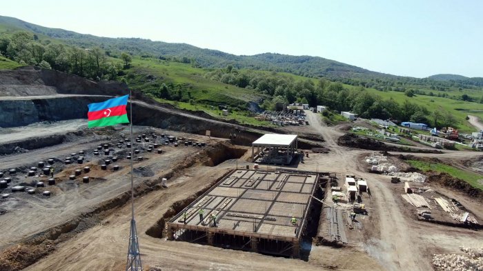 Azerbaijan laying high voltage power line from Kalbajar to Lachin