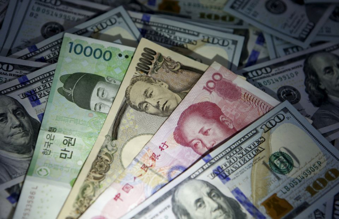 Japan edges closer to intervention in yen