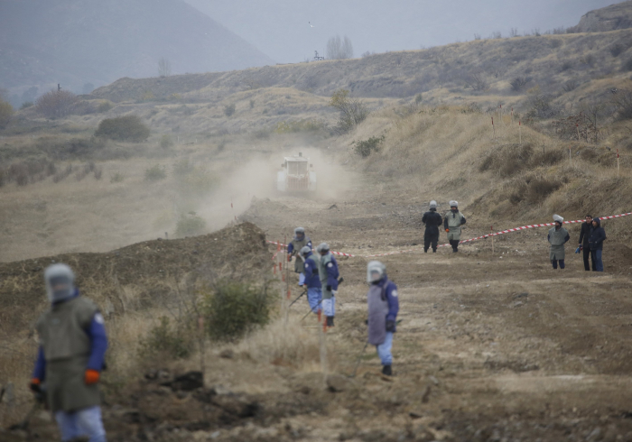  Aserbaidschan setzt die Minenräumungsoperationen in Karabach fort  