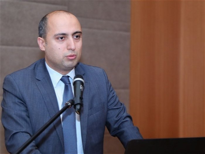    "Qəzalı məktəbləri eyni anda tikib təhvil vermək çətindir”   