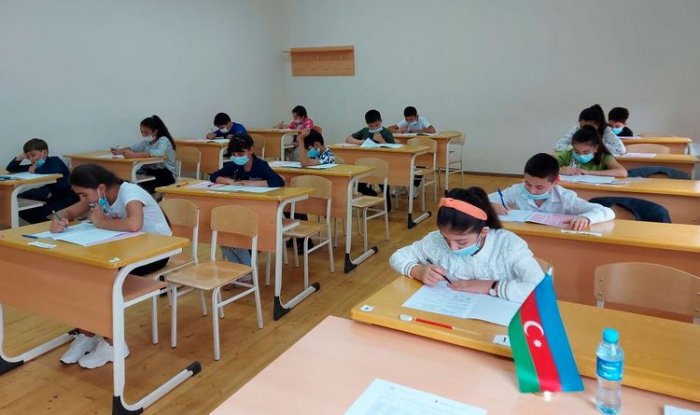 Lisey və gimnaziyalara qəbul imtahanları başlayıb  
