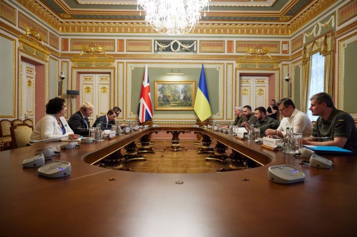    Conson yenə Ukraynaya getdi   