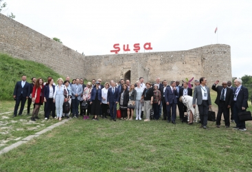 Finaliza la visita de los participantes del IX Foro Global de Bakú a Shusha