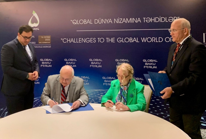 El Centro Internacional Nizami Ganjavi y la Oficina de la ONU en Ginebra firman un memorando de cooperación