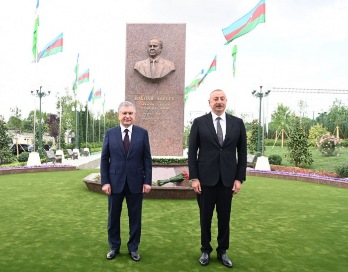  Presidents of Azerbaijan and Uzbekistan attend opening of Heydar Aliyev Square in Tashkent - PHOTO, UPDATED
