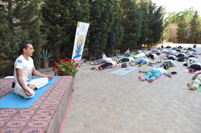   Baku marks 8th International Day of Yoga  