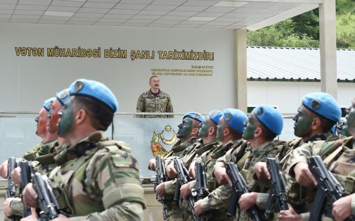       “Dəmir yumruq”    yerindədir, bunu heç kim unutmasın”-    Ali Baş Komandan      