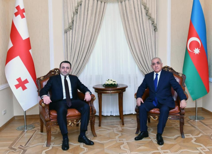   Azerbaijani, Georgian PMs hold phone talk  