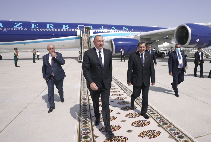  President llham Aliyev arrives in Turkmenistan for a visit 