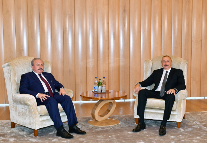  Ilham Aliyev a reçu le président de la Grande Assemblée nationale de Turquie 