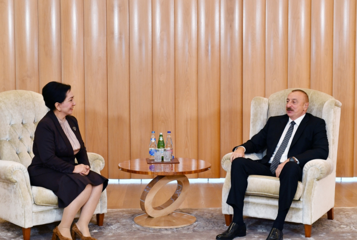  Presidente Aliyev recibe a la presidenta del Senado del Oliy Majlis de Uzbekistán 