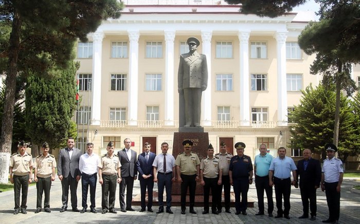 Xüsusi təyinatlı təhsil müəssisələri ziyarət olunub  
