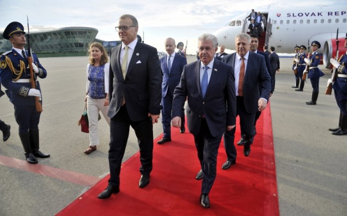    Slovakiya Milli Şurasının sədri Azərbaycana gəlib     
