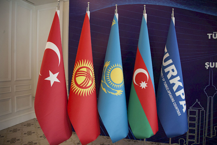   11. Plenarsitzung der TURKPA wird abgehalten  