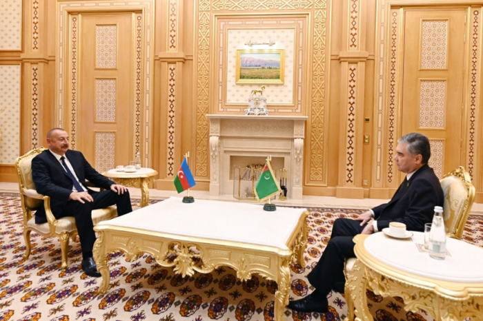 Ilham Aliyev : « Le flux de fret entre le Turkménistan et l