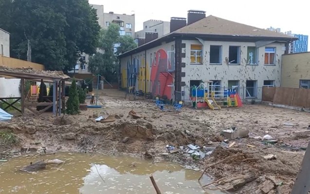  Rusiya Kiyevdə uşaq bağçasını da vurub  
   