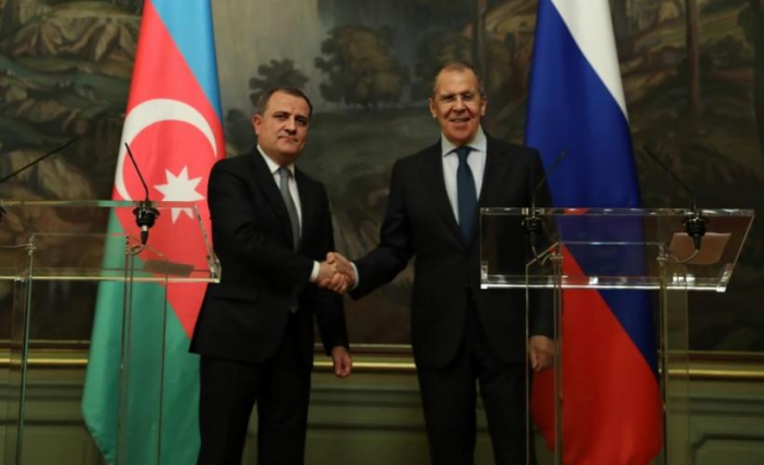    Ceyhun Bayramov Sergey Lavrovla telefonla danışıb     
