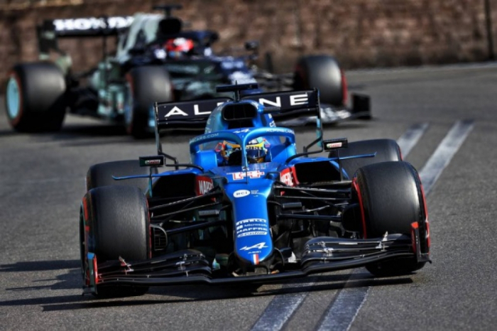   Fórmula-1: “El piloto español Fernando Alonso recuerda la carrera del año pasado en Bakú”  
