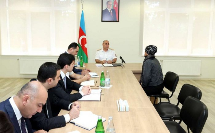  Səfər Mehdiyev vətəndaşları qəbul edib  
