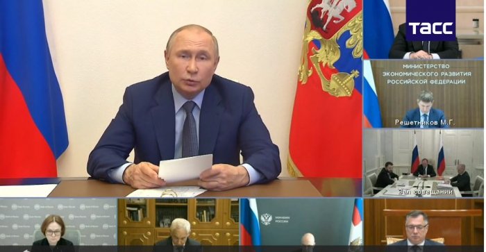       Putin:    "Qiymət artımı dayanıb"   