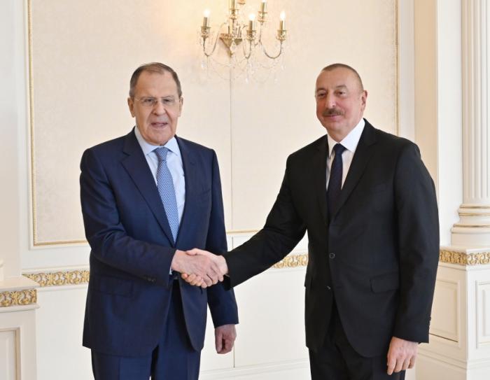  Le président Ilham Aliyev reçoit le ministre russe des Affaires étrangères 