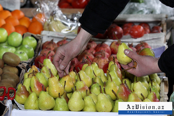    Rayonlardan ucuz alınan meyvələr Bakıda baha satılır -    VİDEO      