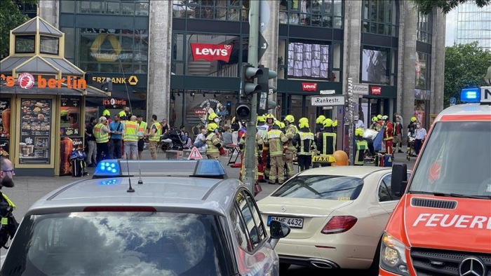 Une voiture percute des piétons à Berlin faisant au moins 10 blessés