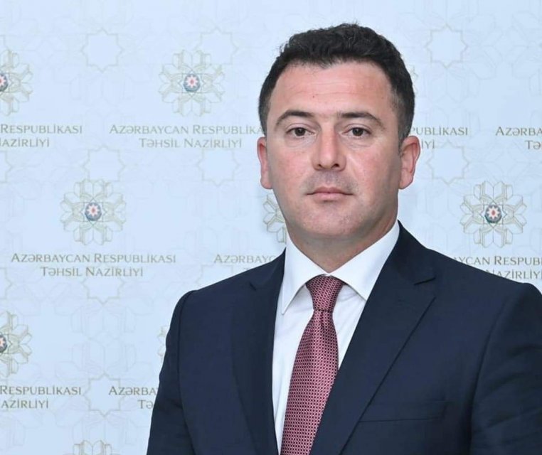    "Kurslar sertifikasiya ilə bağlı müəllimlər arasında təlaş yaratmağa çalışır" -    Rüfət Hacıyev      