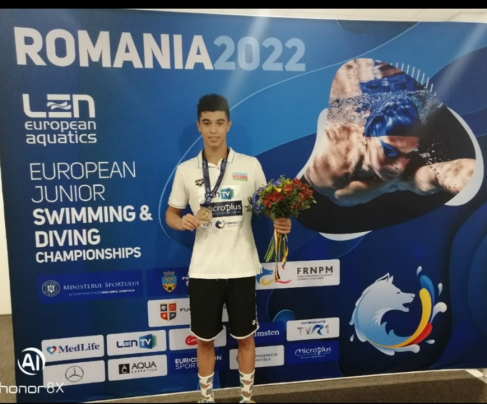 Azerbaijani swimmer reaches European Championships final