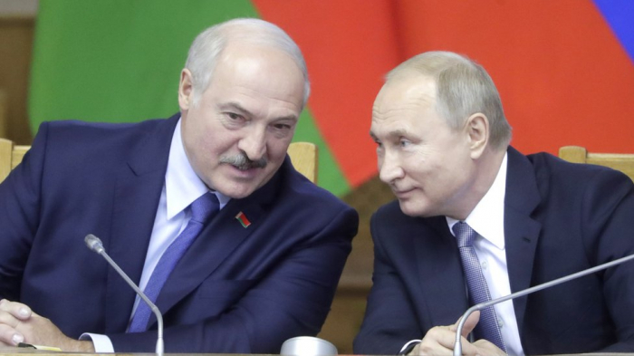 Lukaşenko Putinlə Rusiyanın Avropaya enerji tədarükünü müzakirə edib