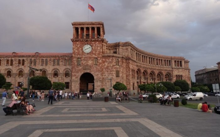 Ermənistanın iki sabiq məmuru Baş Prokurorluğa çağırıldı  

