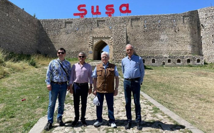    Rusiyanın Azərbaycandakı səfiri Şuşaya gedib  
   