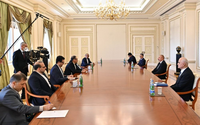   Präsident Ilham Aliyev empfängt den Sekretär des Obersten Nationalen Sicherheitsrates des Iran  