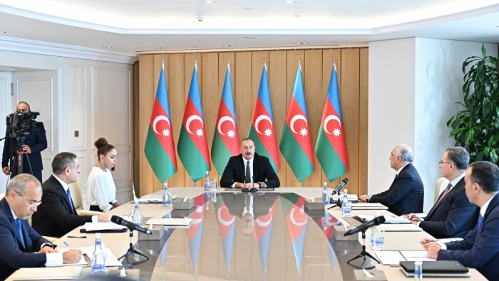    "Biz öz hesabımıza yaşayırıq, heç kim bizə kömək etmir"   