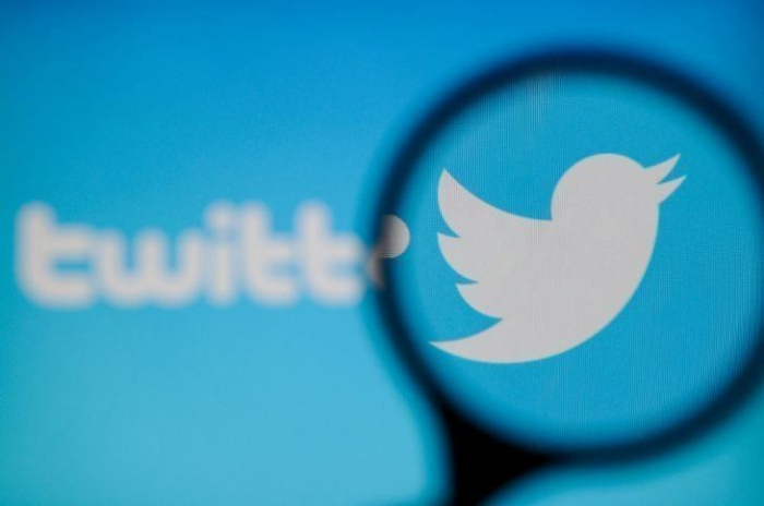 Twitter posts drop in revenue