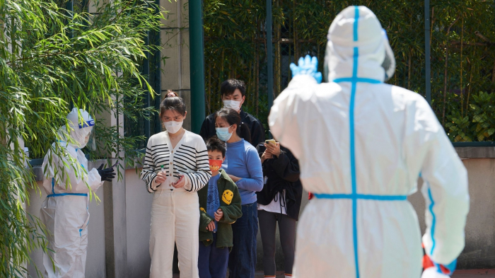  Covid in China: Million in lockdown in Wuhan after four cases 