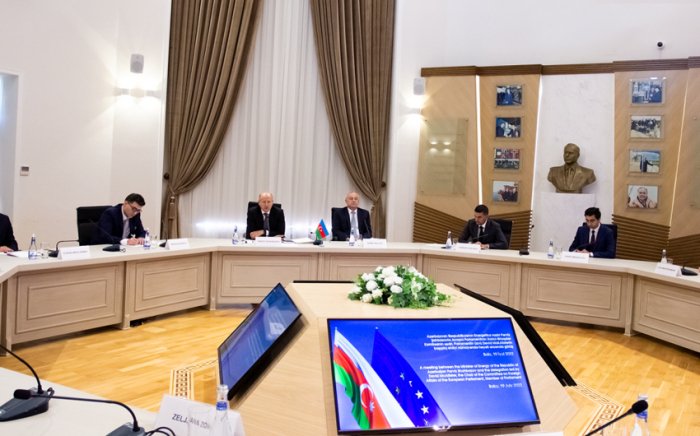 Cənub Qaz Dəhlizinin genişləndirilməsi müzakirə edilib