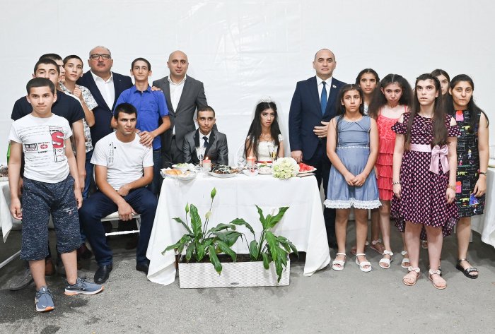  Təhsil naziri toyda gənclərlə oynadı -  FOTOLAR  