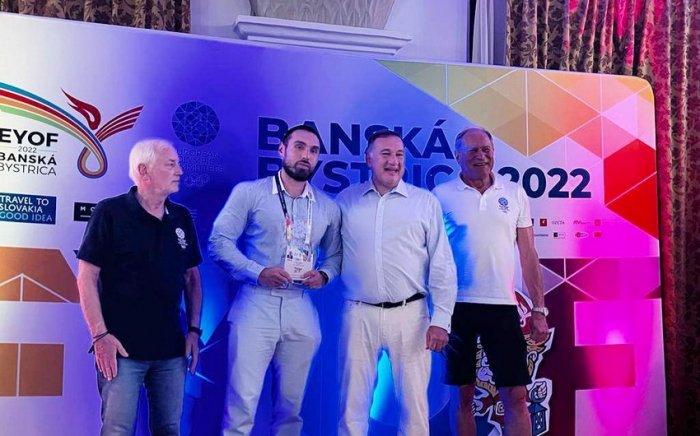 Milli Olimpiya Komitəsinin baş katibi mükafatlandırılıb  
