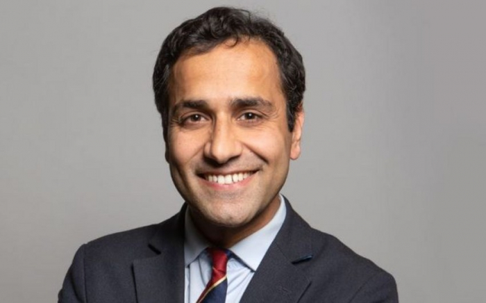    Pakistan əsilli britaniyalı deputat Baş nazir olmaq istəyir   