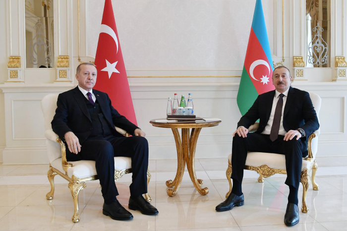   Präsident Ilham Aliyev rief Erdogan an  