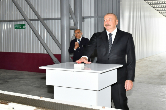     Präsident:   "Jetzt sehen wir alle Restaurierungsarbeiten in Karabach gleichberechtigt mit der Türkei"  