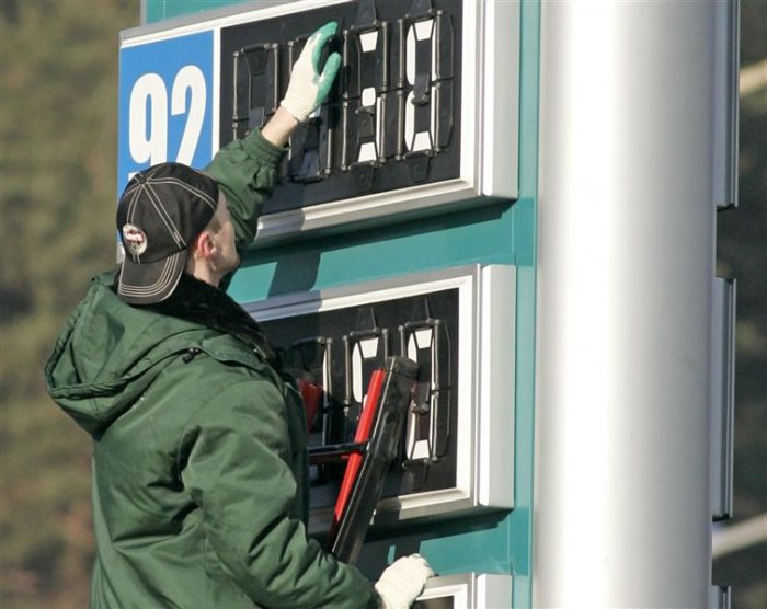    Tarif Şurası benzin və dizellə bağlı qərar verdi   
