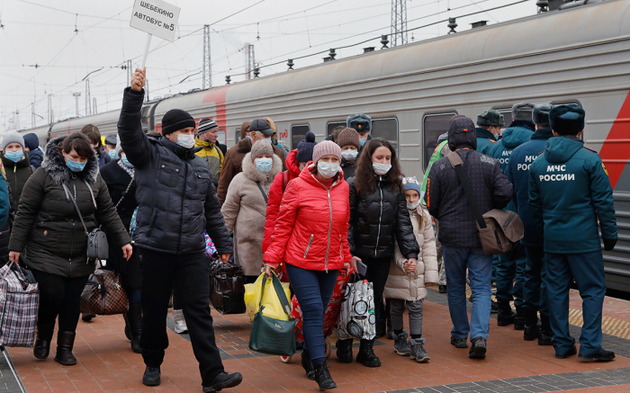 Ukraynalı qaçqınlar üçün gətirilən mallar rüsumdan azad edildi