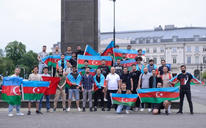Polşadakı diasporumuz “Qarabağ”a uğurlar arzuladı