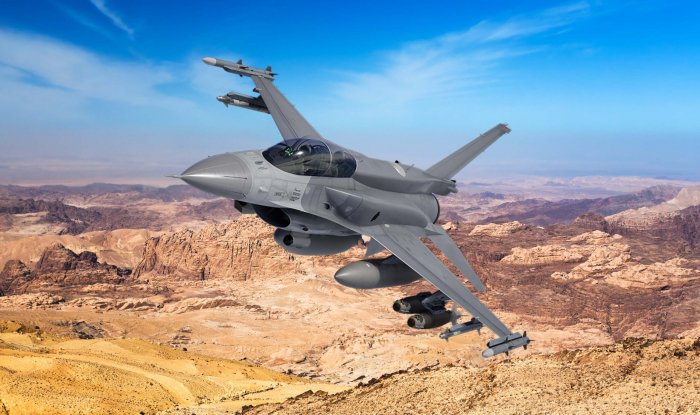    Ukraynalı pilotlar ABŞ təyyarələrini idarə etməyi öyrənəcək  
   