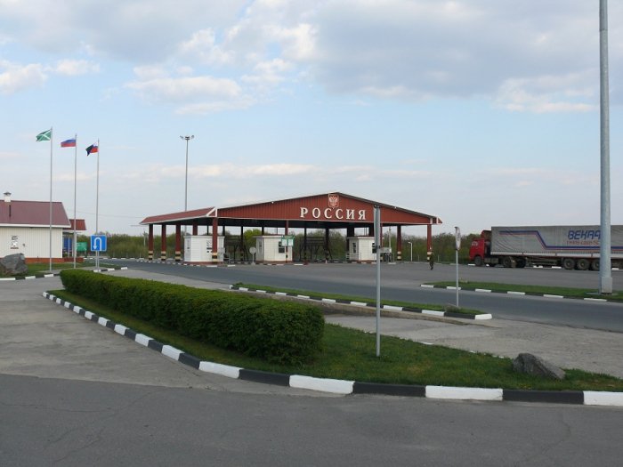    Rusiya quru sərhədlərini açır   