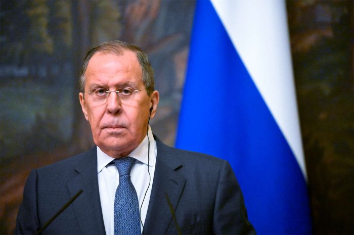      Lavrov:    “Dollar etibarlı valyuta deyil”   
