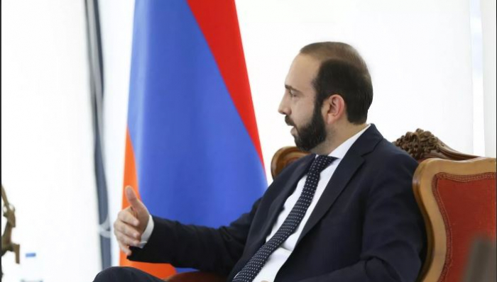    "Türkiyə ilə münasibətlərin normallaşması siyasi iradə tələb edir" -    Mirzoyan      