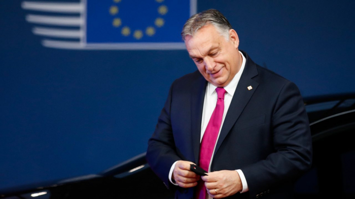       Orban:    “Rusiyaya qarşı sanksiyalar Ukraynaya kömək etmir”   